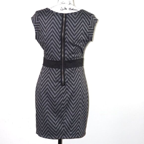 BeBop Black and Gray Chevron Sheath Midi Dress, L - Picture 2 of 4